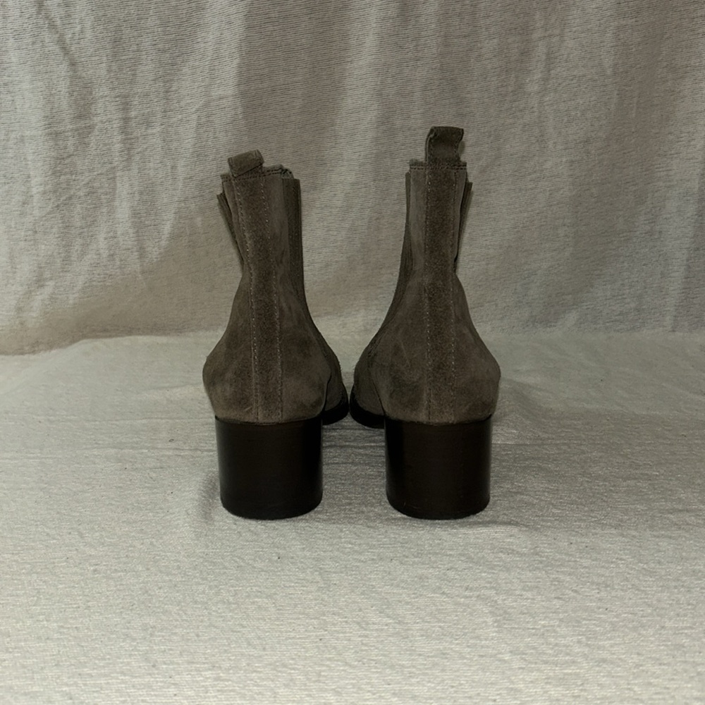 La Canadienne Suede Chelsea Boot - Picture 6 of 11
